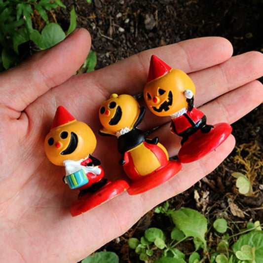 Halloween Miniatures Fairy Garden House Accessories Set Fairy Garden Figurines Mini Town Decor Vintage Retro Statue Ornament Outdoor Decoration (Set 5)