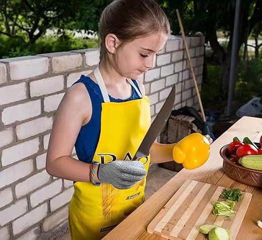 2 Pairs Cut Resistant Gloves for Kids 4-6 Years, Level 5 Protection Cutting Gloves Food Grade for Cooking, Whittling, Wood Carving, Gardening and DIY(Pink-XXXS)