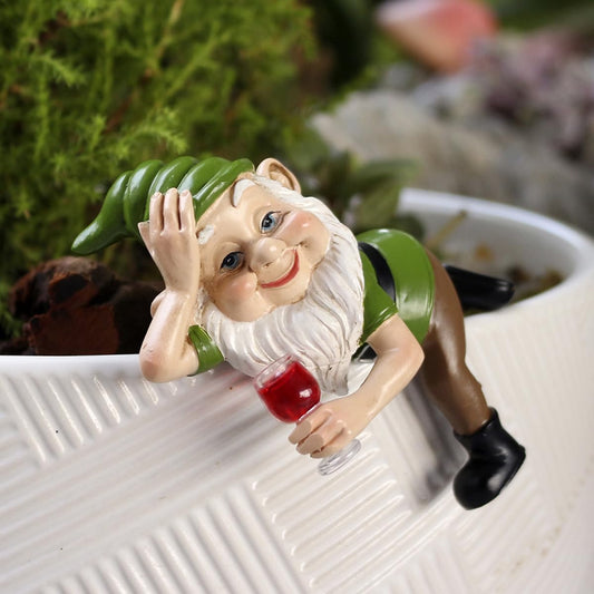 JARPSIRY Funny Garden Gnome Statue Flower Pot Hugger, Drinking Red Wine Gnome Figurine Resin Sculpture Outdoor Decor Patio Lawn Yard Fence Plant Pot Ornaments