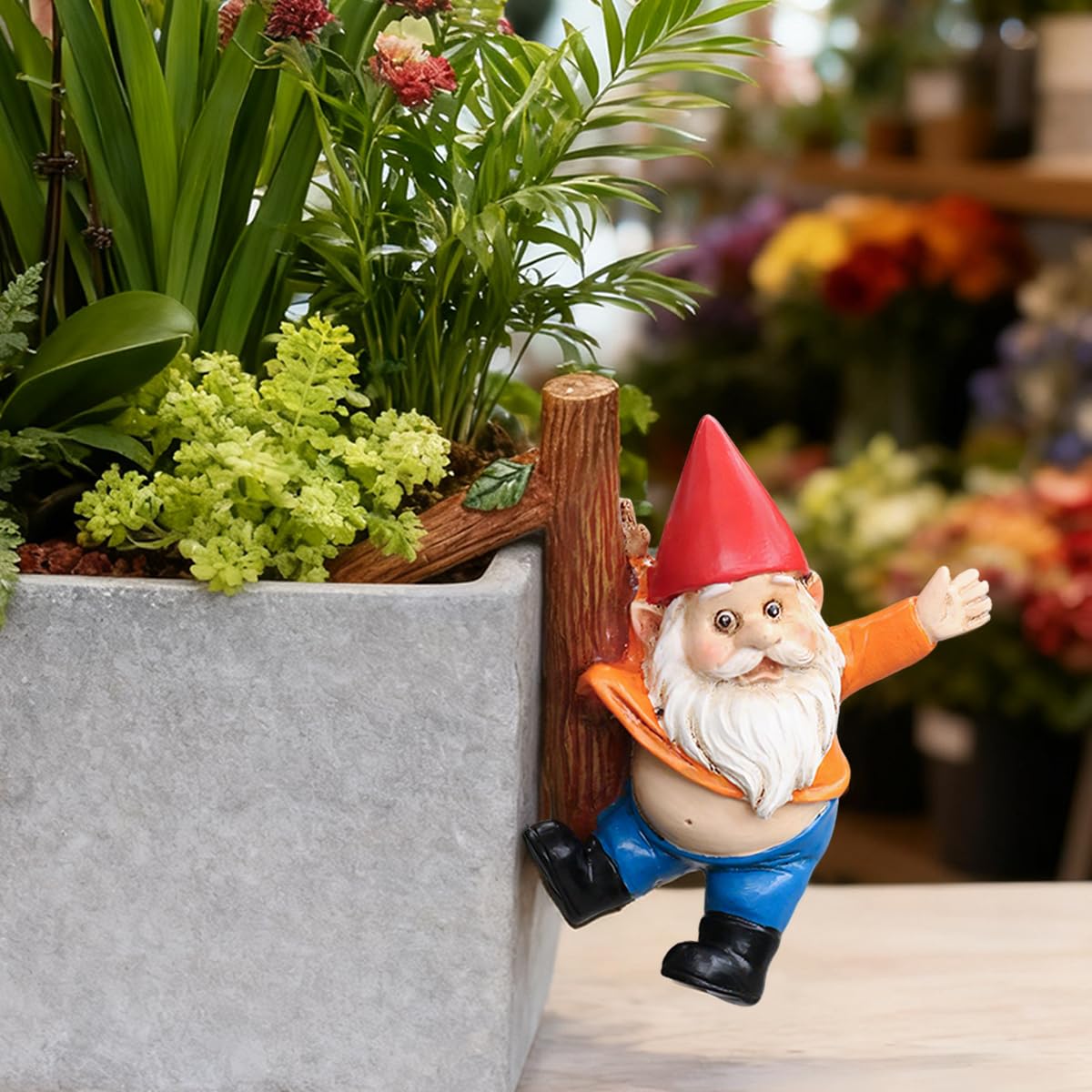 JARPSIRY Funny Garden Gnome Statue Flower Pot Hugger, Jackets Hanging on Branch Gnome Figurine Resin Sculpture Outdoor Decor Patio Lawn Yard Fence Plant Pot Ornaments