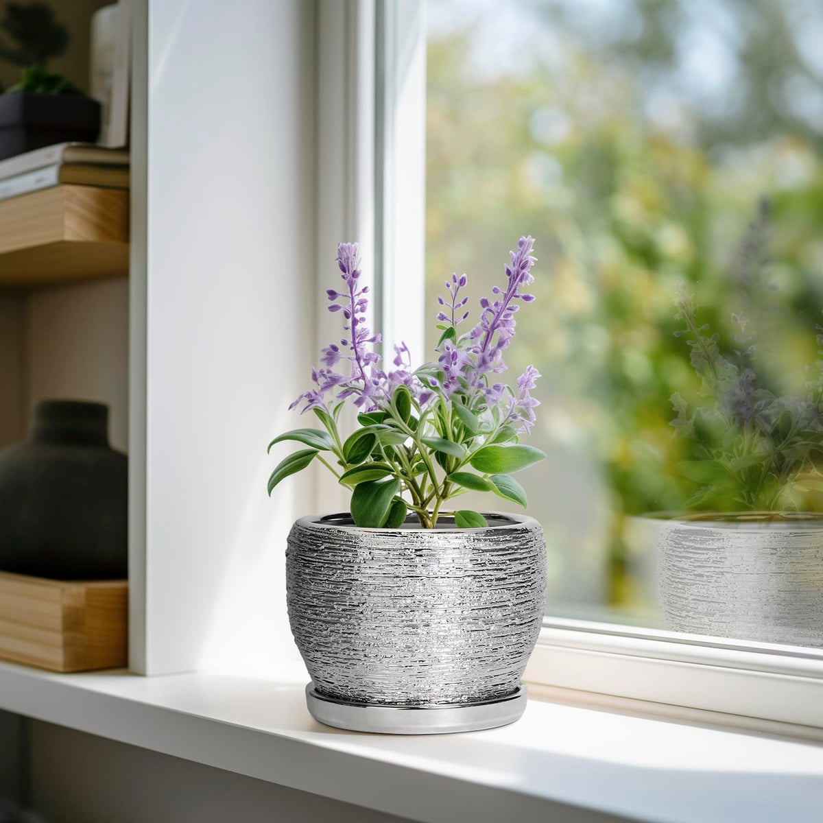 SQOWL Ceramic Plant Pots - 6 Inch Planter for Indoor Outdoor Plants, Modern Round Flower Pots with Drainage Hole and Saucer, Decorative Small Planter, Office Decor, Gifts for Women Men, Silver