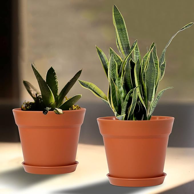 WOUSIWER 16 Pack 6 inch Plastic Planters, Plastic Indoor Planter Flower Pots, Heavy Duty and Stylish 6 Inch Plant Pots for Indoor Plants with Drainage Holes and Tray for Plants, Flowers, Terracotta