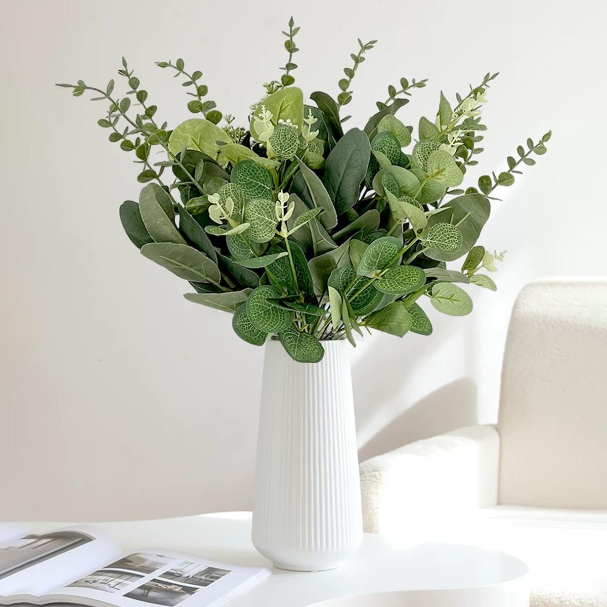 Holyenten 30 Pcs Eucalyptus Stems Bulk, 4 Kinds Mixed Artificial Silver Dollar Eucalyptus Greenery Branches for Wedding Centerpieces, Floral Arrangements, Vase Bouquet Home Decor