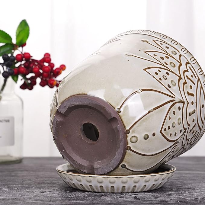 VanEnjoy 5.9 inch Round Bohemian Style Ceramic Planter, Geometry Engrave Off White Brown Planter Flower Pot, Indoor Outdoor Decorative Planter