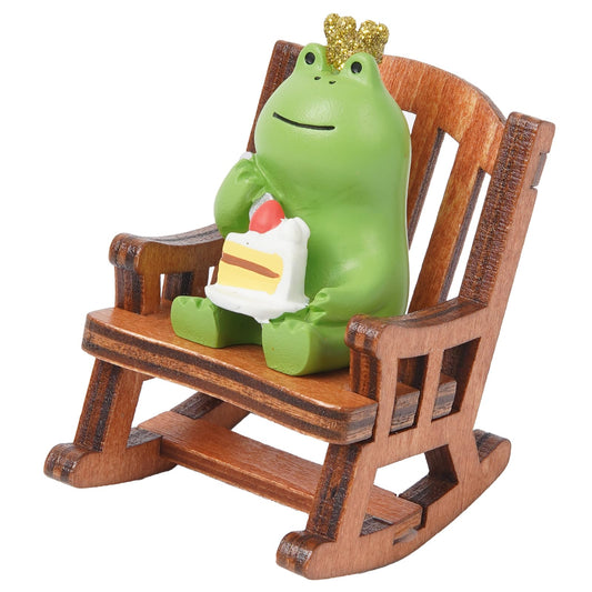 Edyocey Miniature Frog Figurine Desk Decor, Cute Frog Statue, Mini Frog Garden Decor Resin, Funny Frog Figure Decorations Fairy Garden Accessories Gifts for Home,Office,Room Ornament(Chair Cake)