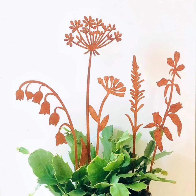 GUOXIAOER 5Pcs Garden Decor Metal Flowers for Outside,Decorative Garden Stakes,Flower Bed Decor Plant Stakes,Metal Art for Outside,Yard Art Outdoor for Lawn Yard, Walkway and Flower Garden