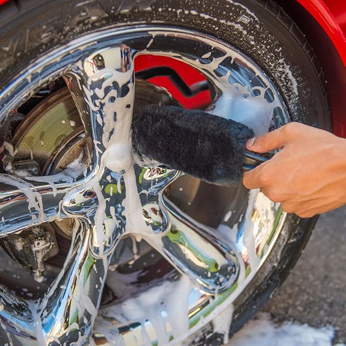 Chemical Guys Gerbil Wheel and Rim Cleaning Brush - Soft Natural Bristle Detailing Tool for Tires, Exhausts & Delicate Surfaces - Wheel Cleaner Brush to Safely Clean Brake Dust, Grime and Dirt, 1 Pack