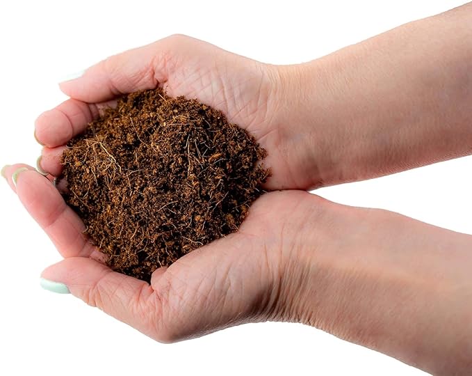 Premium Organic Coconut Coir Mix for Home Gardening - All Natural Soil Amendment - PH Balanced and Double Washed Coco Coir by Gardenera (1 Quart Bag)