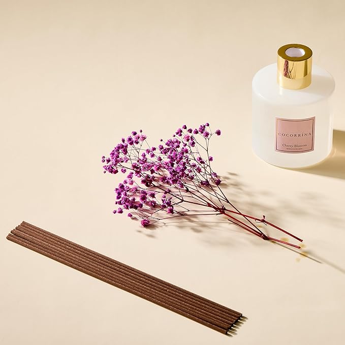 COCORRÍNA Reed Diffuser - Cherry Blossom 17 Fl.oz Reed Diffuser with 8 Sticks Scented Diffuser with Preserved Flowers for Bathroom Home Decor