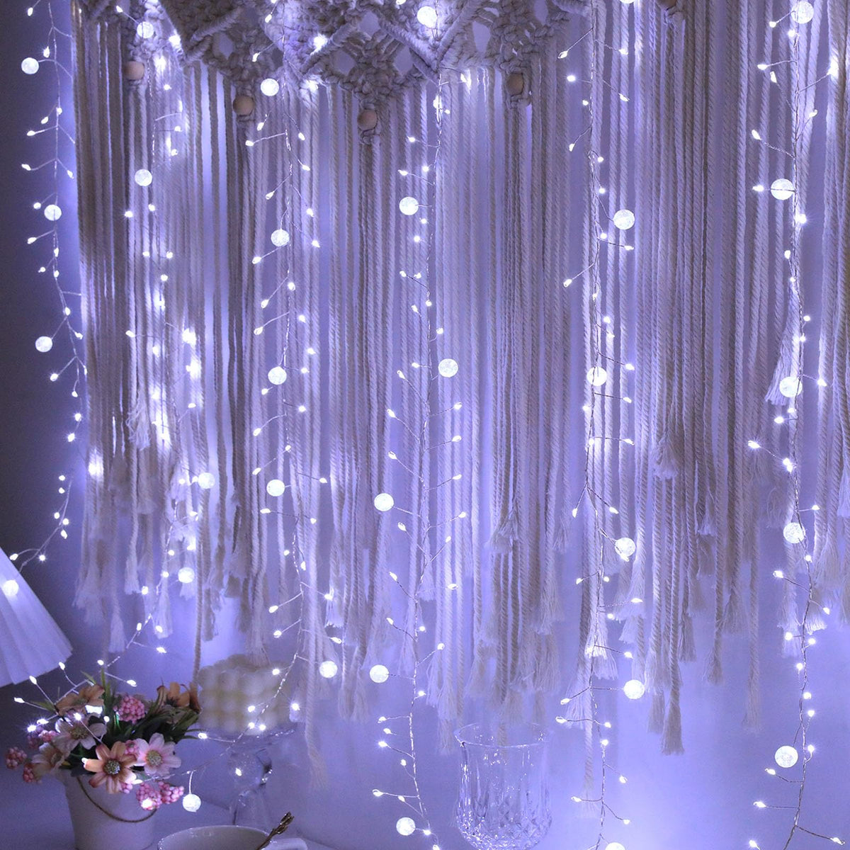 Battery Powered Fairy Lights with Remote, 100 LED Cluster Lights Christmas Waterproof Twinkly Globe String Lights for Christmas Tree Copper Wire Firecracker Light for Bedroom Indoor Decoration