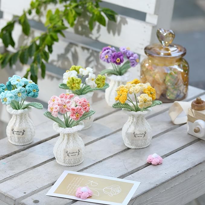 YOOJEE Forget-me-not Crochet Flower Potted Plant Pink - Handmade Desk Decor Valentines Day Gifts for Her Girlfriend Wife Mom Friends Sister Graduation Birthday Wedding Anniversary Home Decoration