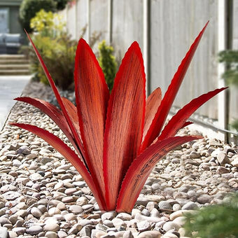 TOMBABY Enlarge Thickened Wind Resistant Metal Agave Garden Art Metal Plant Country Garden Sculpture Statue Outdoor Decoration Agave Metal Plant Courtyard Lawn Ornament Gift (2, 12 Leaves red)