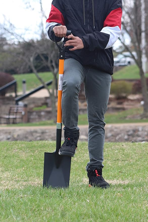 Ashman Spade Shovel (1 Pack) – 41 Inches Long D Handle Grip – The Single Shovel Weighs 2.2 Pounds and has a Durable Handle – Premium Quality Multipurpose Orange Spade Shovel with Strong Build.