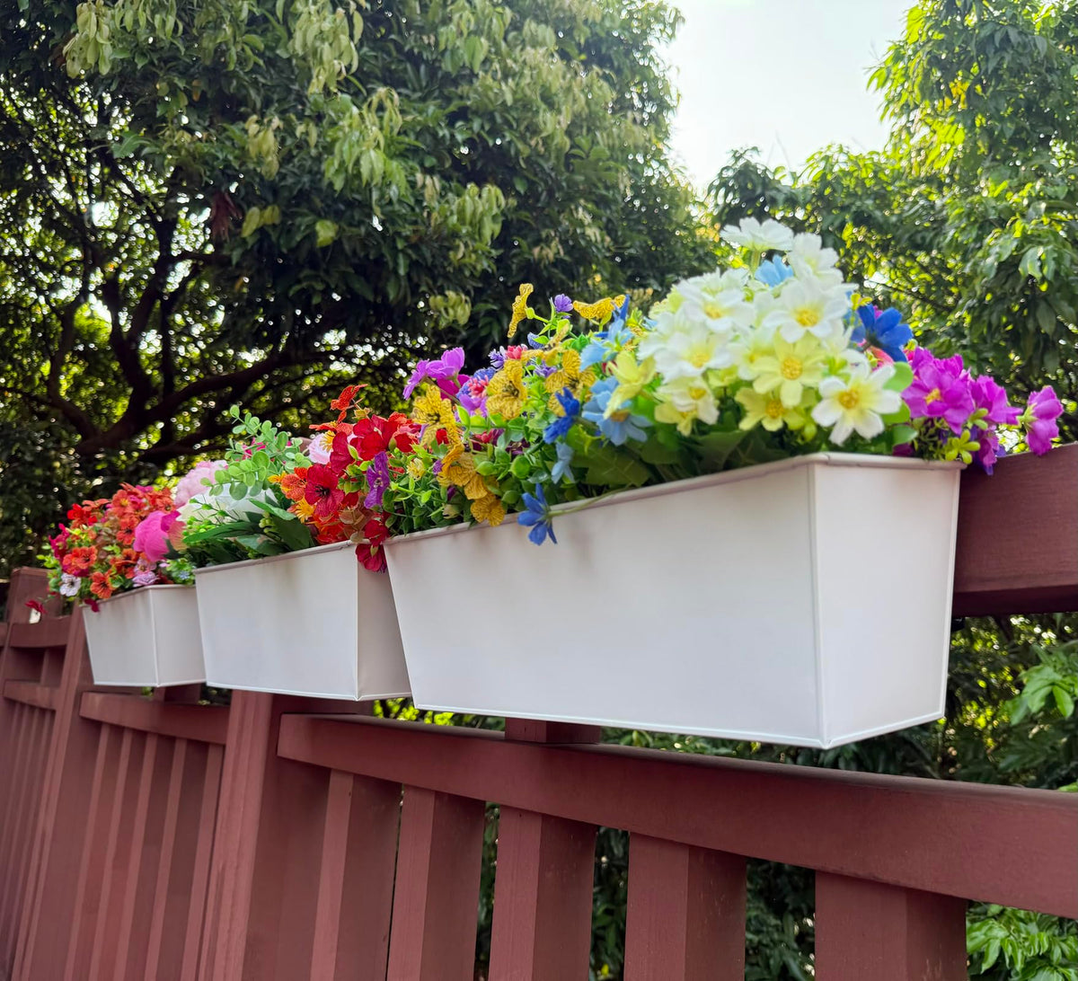 JFMAMJ Metal Railing Planter, 16 Inch Rectangular Window Box with Adjustable Brackets, Drainage Holes, for Balcony Deck, 4 Pack (White, Rectangular)