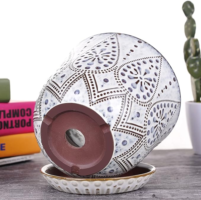 VanEnjoy 5.9 inch Round Bohemian Style Ceramic Planter, Geometry Engrave Off White Brown Succulent Planter Flower Pot, Indoor Outdoor Decorative Planter