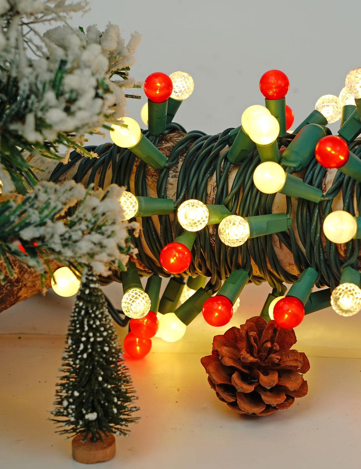 Christmas Lights Outdoor 70 LEDs 24FT Red and White Christmas Tree Light ﻿