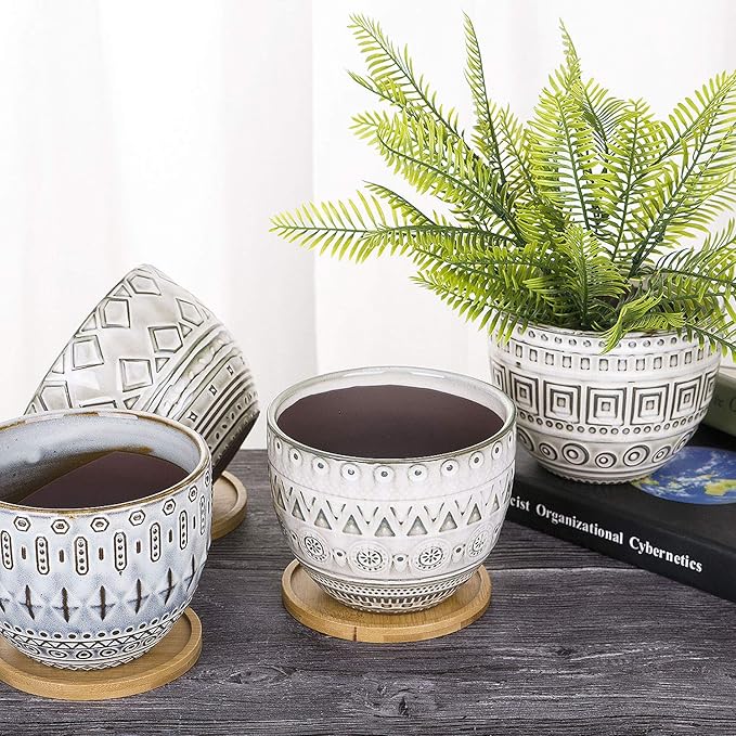 VanEnjoy 5.5 inch Large Round Bohemian Style Ceramic Planter, Geometry Engrave Off White Brown Succulent Planter Flower Pot, Indoor Outdoor Decorative Planter
