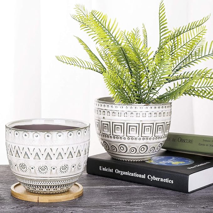 VanEnjoy 5.5 inch Large Round Bohemian Style Ceramic Planter, Geometry Engrave Off White Brown Succulent Planter Flower Pot, Indoor Outdoor Decorative Planter