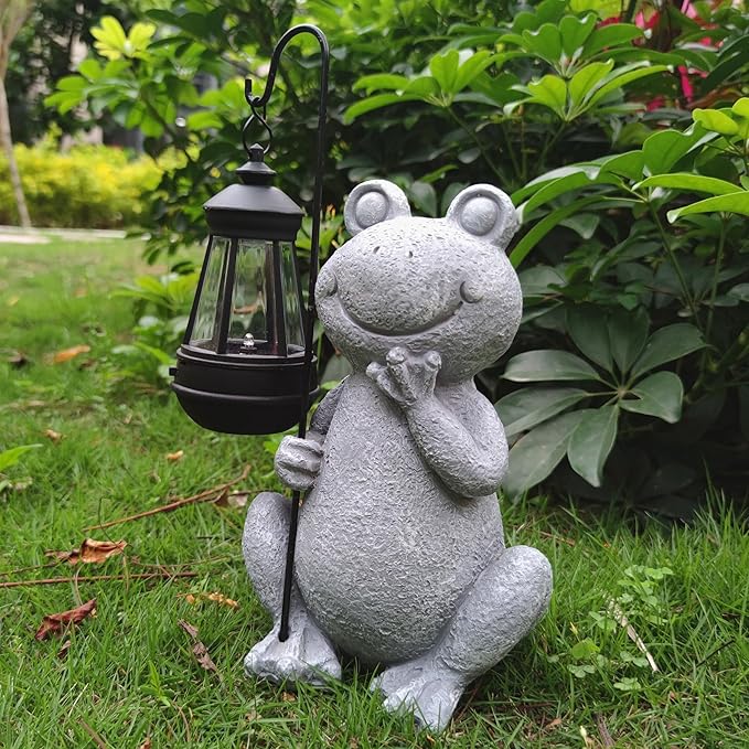 Qobumy Frog Solar Garden Statues,Resin Frog Figurine Decorations with Solar Lights Lantern, Outdoor Figurines Lawn Garden Statue Decor Art for Lawn,Yard,Balcony Ornament,Gift for Home Mom.