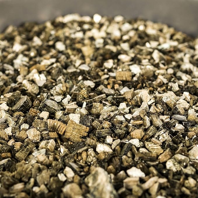Horticultural Organic Vermiculite for Plants - Medium Grade - Natural Soil Additive for Gardening, Houseplants, Mushrooms, Potted Plants, Hydroponics, Terrariums (5 Quart)